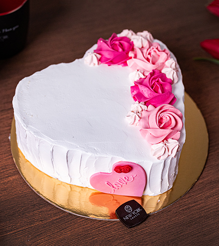 Celebrate Love Cake 05