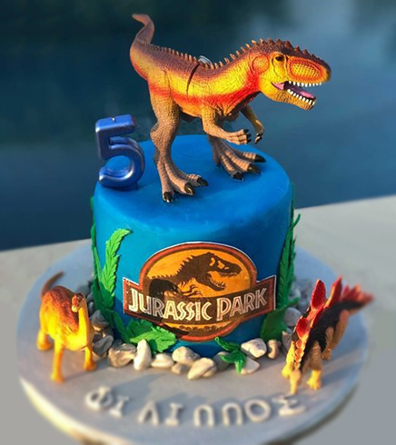 Dinosaur Cake 02