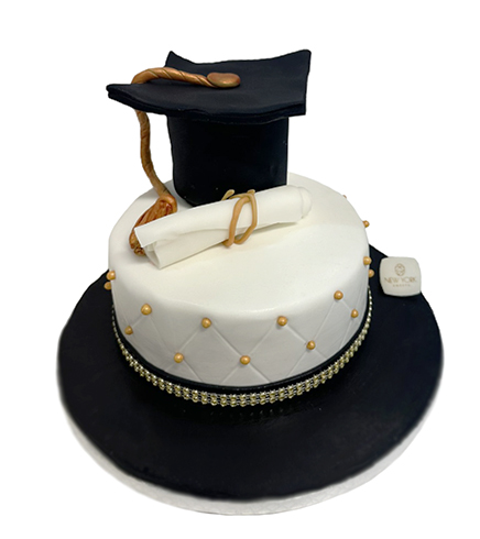Graduation Cake 10