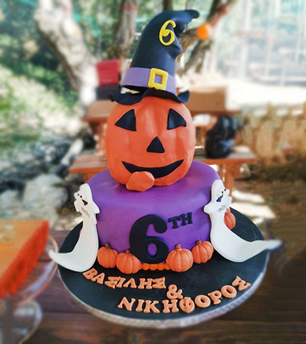 Halloween Cake 12