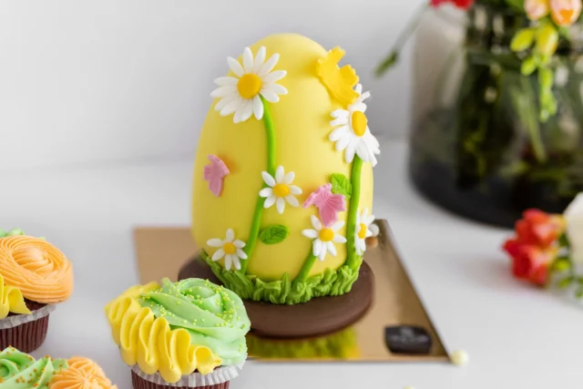Wishing you a joyful and blessed Easter filled with love, health, and lots of sweet moments.

Σας ευχόμαστε ένα χαρούμενο και ευλογημένο Πάσχα γεμάτο αγάπη, υγεία και πολλές γλυκές στιγμές.

#Easter2025 #EasterDelights #EasterCreations #EasterCakes #NewYorkSweets #NewYorkSweetsCyprus #InOtherWordsILoveYou